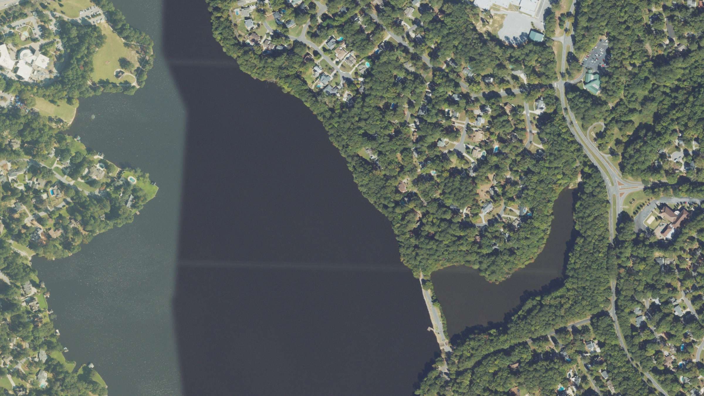 Aerial view of Lake Peachtree, Peachtree City